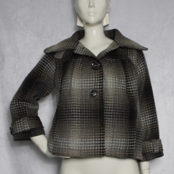 Cropped Flared Plaid Coat - Picture 1 of 5
